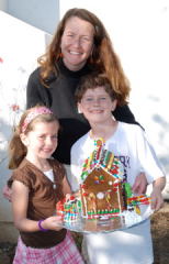 finished-gingerbread finished-gingerbread