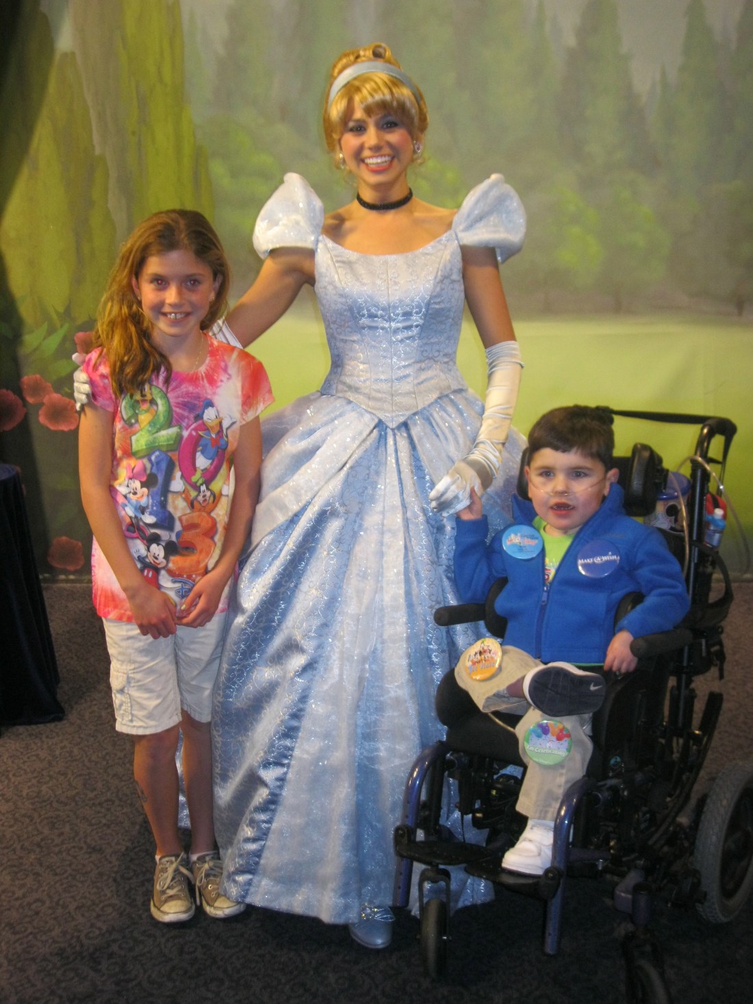 ...and Cinderella!  Check out Rudy holding Cindy's hand!