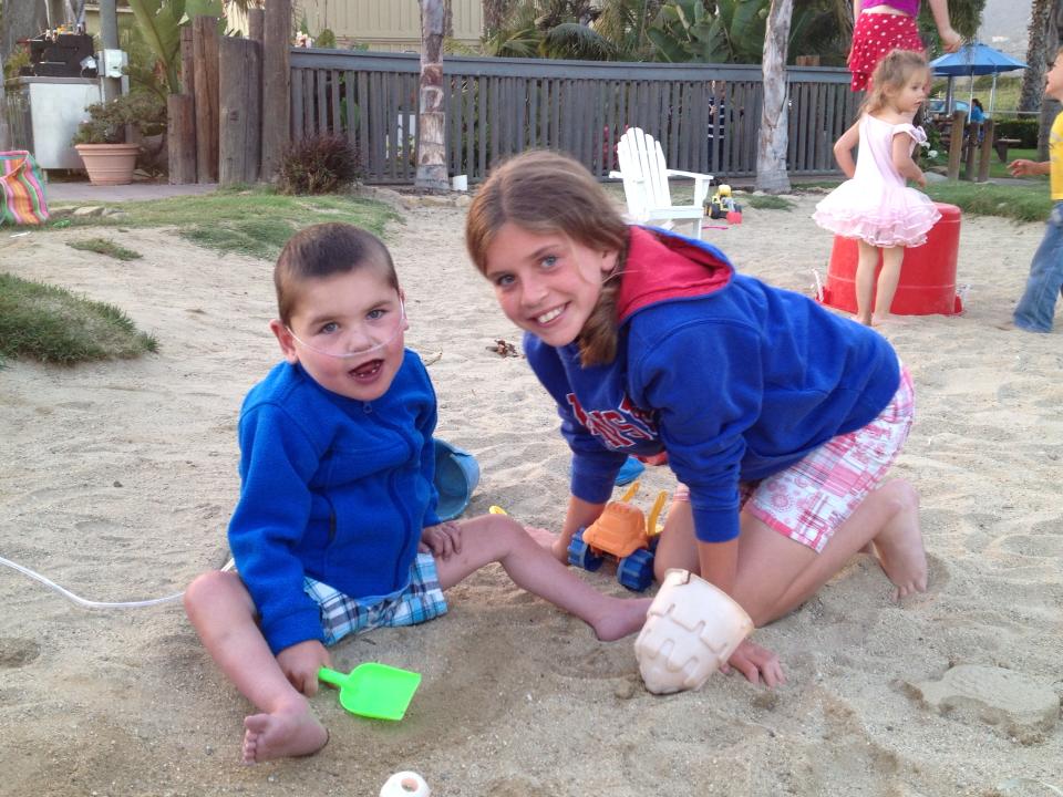 We made a stop at our favorite beach burger joint to kick off the holiday weekend!