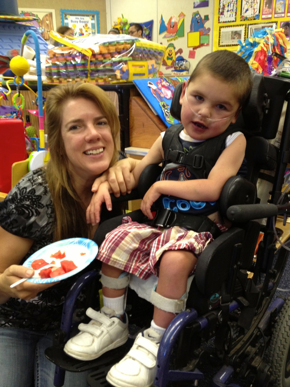 Today was Nurse Alicia's last day  :(.  She's moving away and we'll miss her lots!