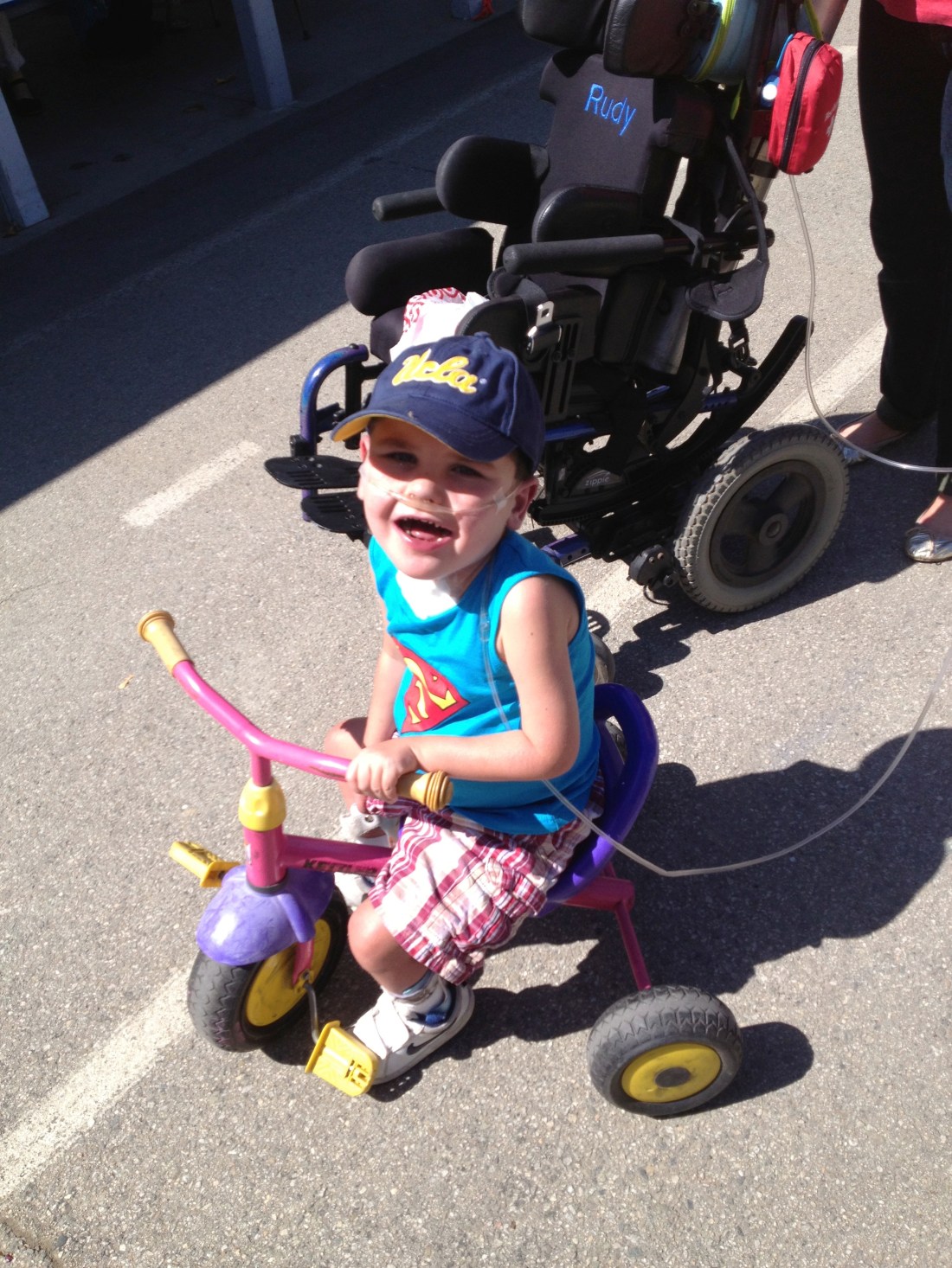 It's no surprise that the trikes were a big hit...as were music time and crafts and etc, etc, etc... :) Ha Ha