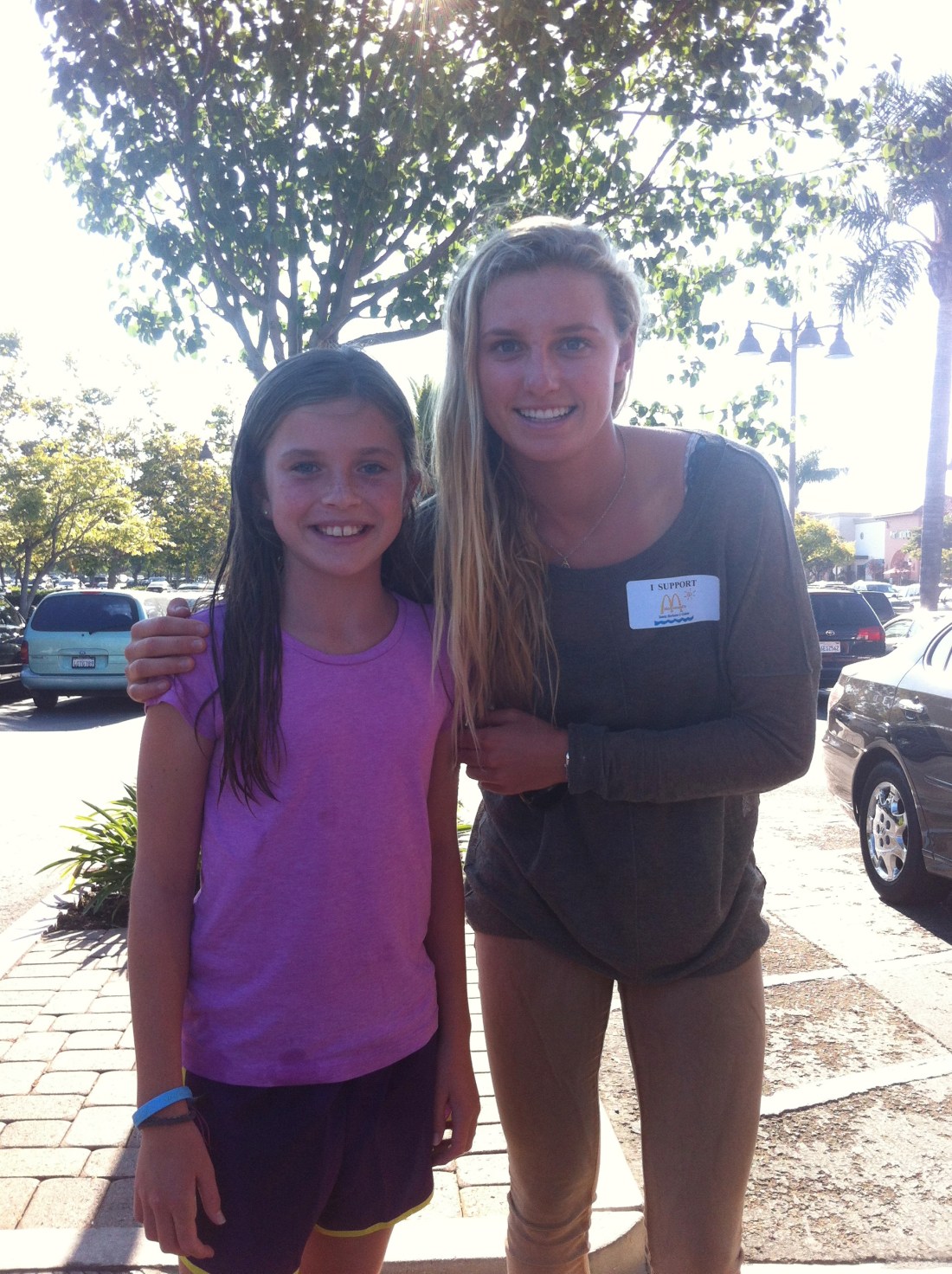 The day ended on a good note, however, with Olivia getting to meet one of her all time favorites...Lakey Peterson!!!