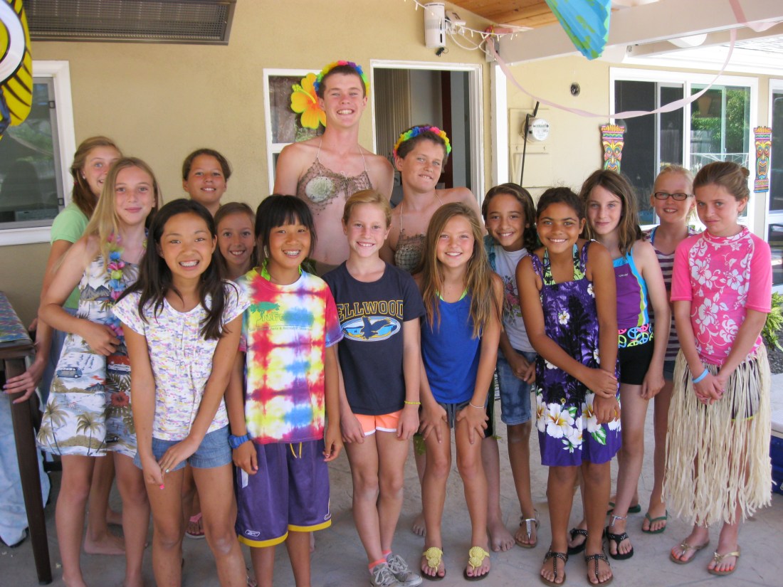 But wasn't too thrilled when  famed hula experts "Kiko and Bernice" crashed the party to lead the girls in a little hula dancing!!