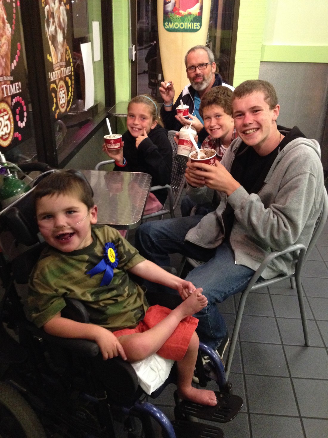 Ice cream for dessert was Rudy's special bday outing...yum!