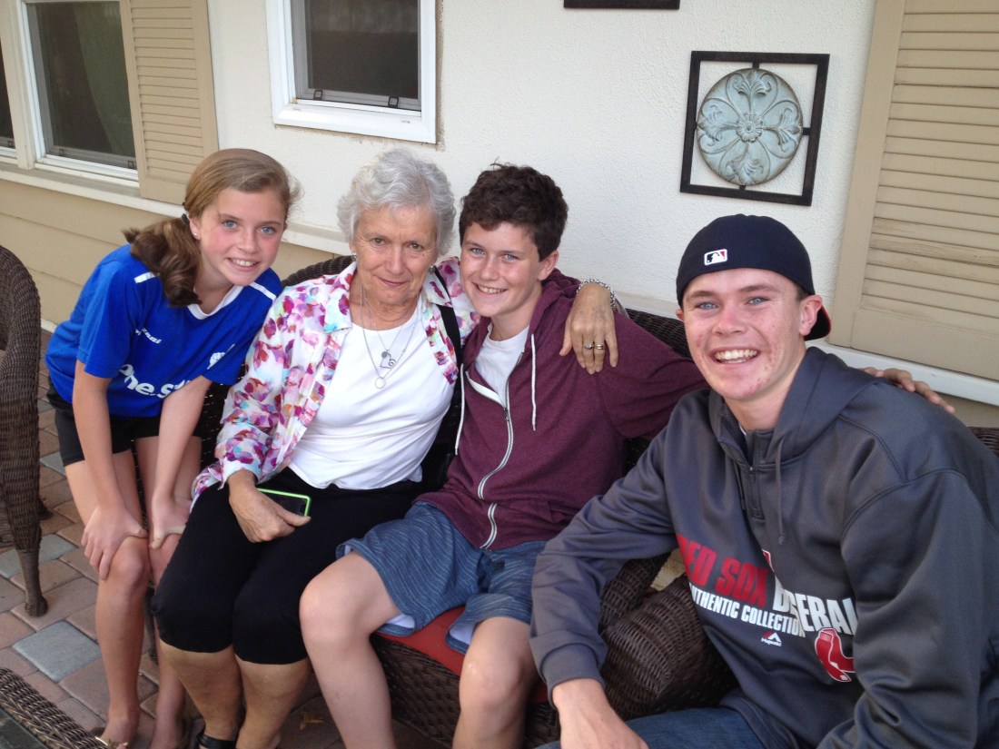 Pic with the big sibs!!