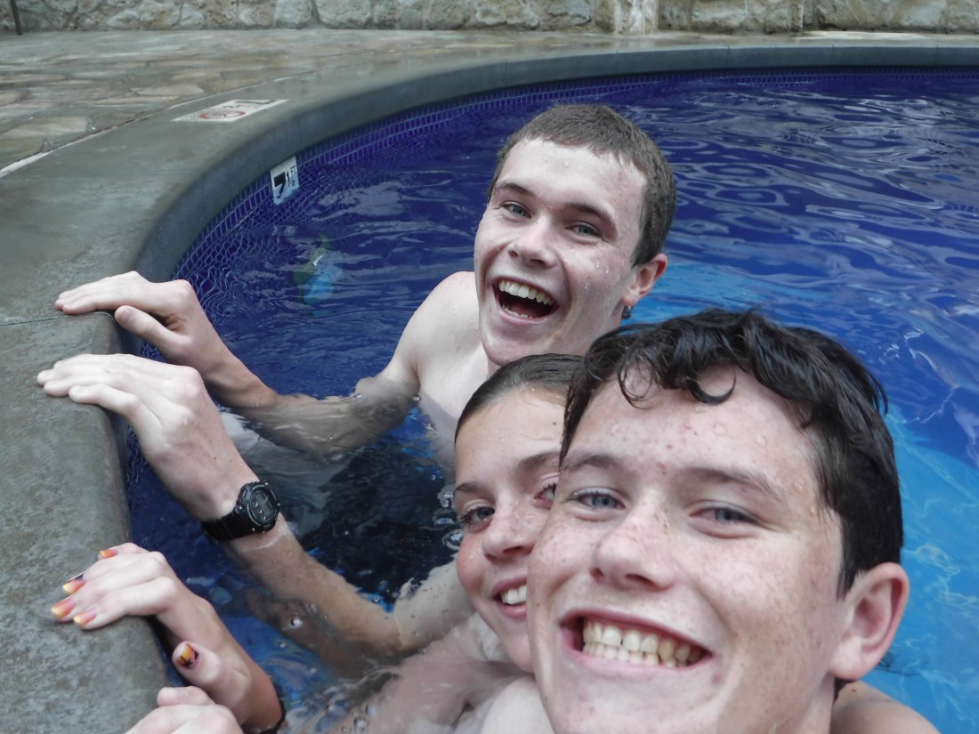 Some good ol' fashioned sibling fun at the hotel pool...