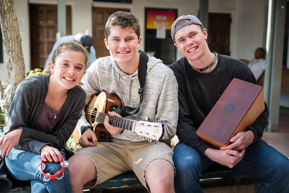 15202687_10154400230114079_1527368992225543459_n